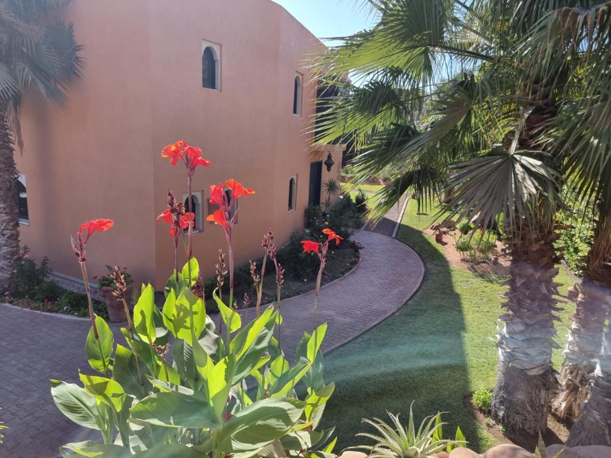 Riad Asmaa Agadir Azrarag Bagian luar foto